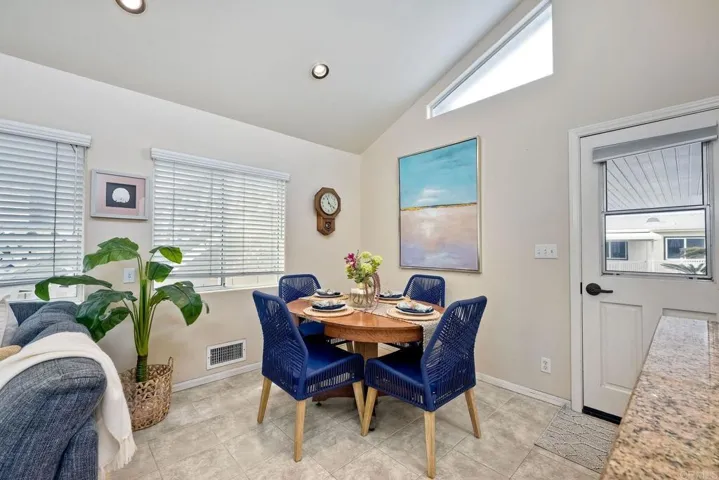 6533 Easy Street, Carlsbad, California 92011