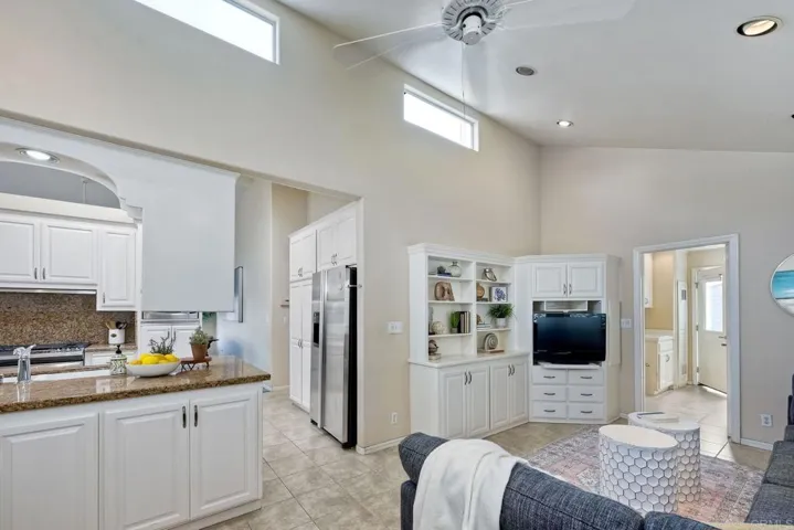 6533 Easy Street, Carlsbad, California 92011