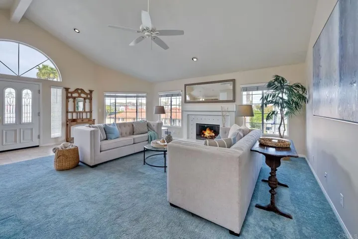 6533 Easy Street, Carlsbad, California 92011
