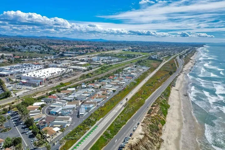 6533 Easy Street, Carlsbad, California 92011