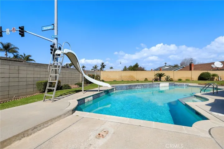 5511 Kern Drive, Huntington Beach, California 92649