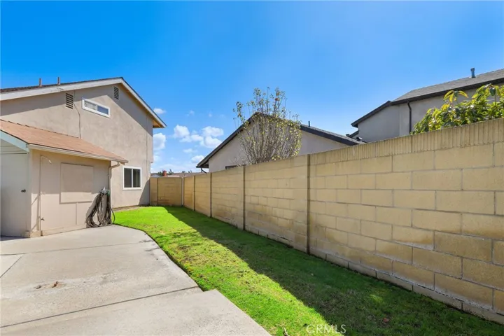 5511 Kern Drive, Huntington Beach, California 92649