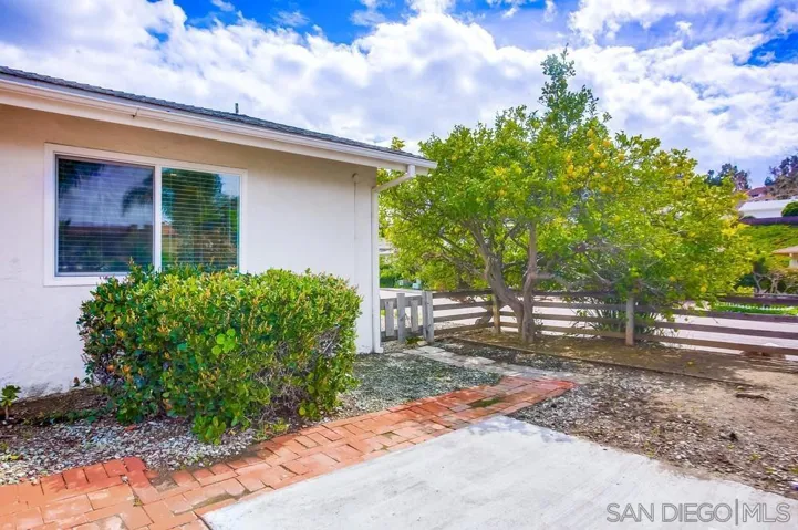 16720 Callado Ct, San Diego, California 92128