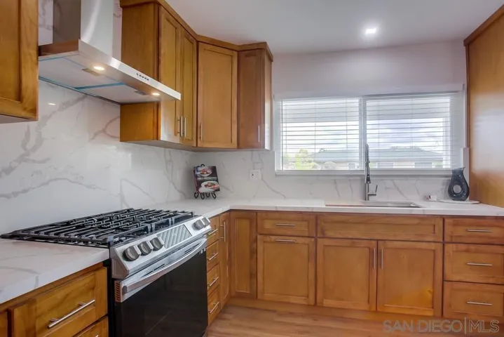 16720 Callado Ct, San Diego, California 92128