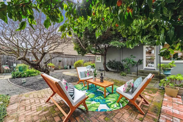 221 Santa Clara Avenue, Alameda, California 94501