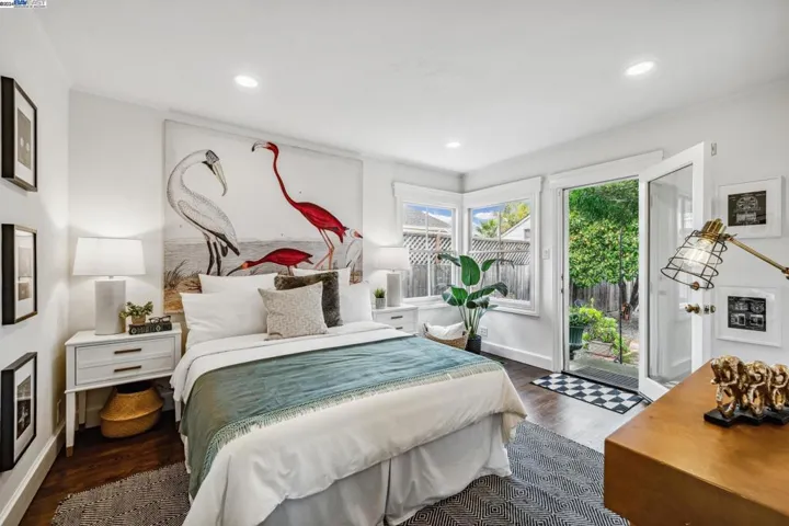 221 Santa Clara Avenue, Alameda, California 94501