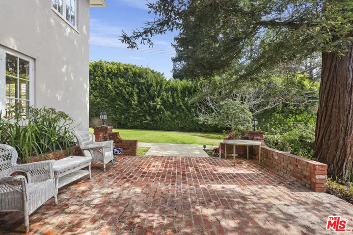 174 S Burlingame Avenue, Los Angeles, California 90049