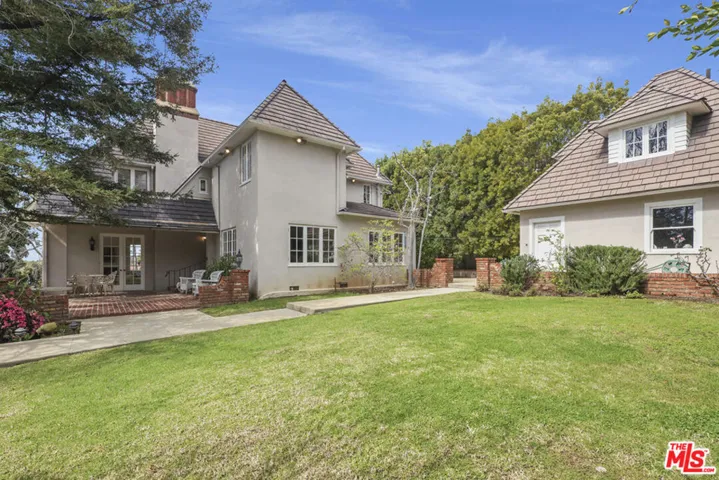 174 S Burlingame Avenue, Los Angeles, California 90049