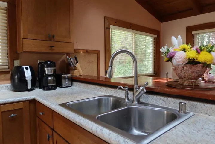 10634 E Zayante Road, Felton, California 95018