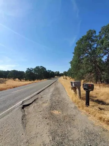 2418 El Toro Road, Catheys Valley, California 95306