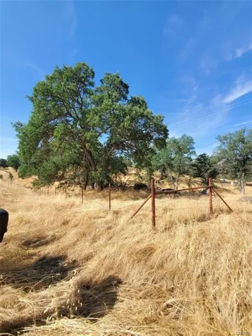 2418 El Toro Road, Catheys Valley, California 95306