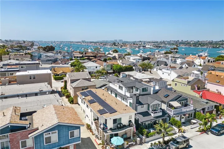 307 Anade Avenue, Newport Beach, California 92661