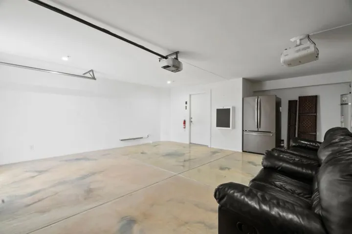 1745 Hull Avenue, Redwood City, California 94061