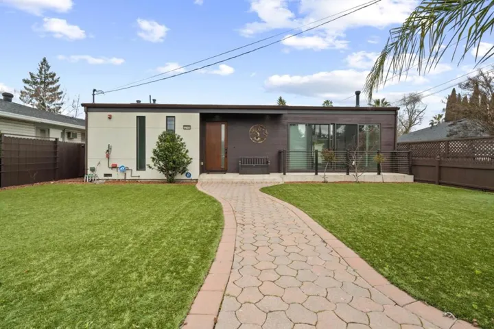 1745 Hull Avenue, Redwood City, California 94061