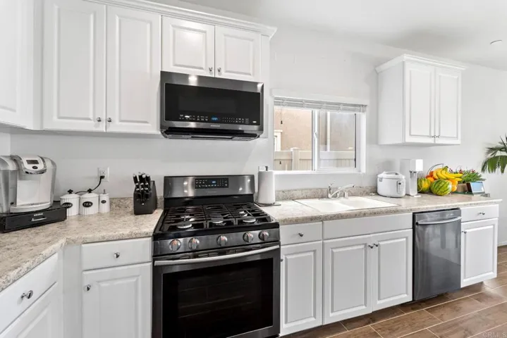 35118 Persano Place, Fallbrook, California 92028