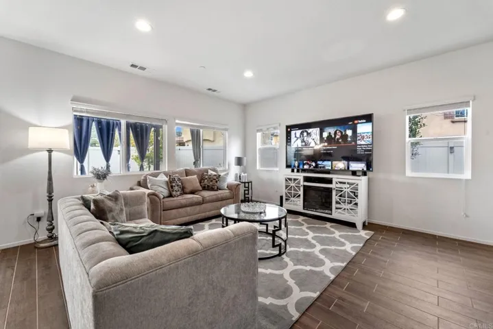 35118 Persano Place, Fallbrook, California 92028