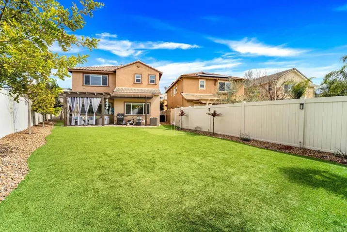 35118 Persano Place, Fallbrook, California 92028