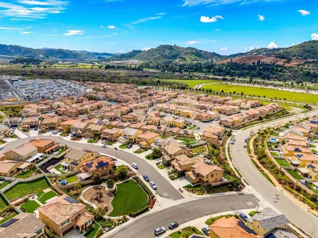 35118 Persano Place, Fallbrook, California 92028