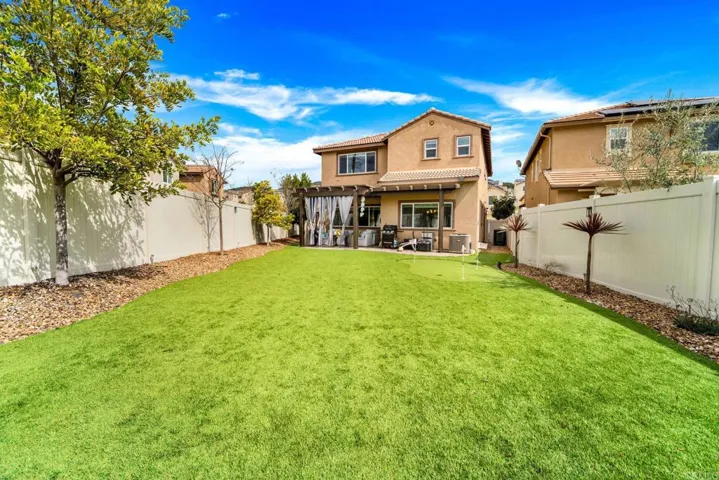 35118 Persano Place, Fallbrook, California 92028