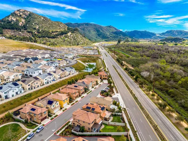 35118 Persano Place, Fallbrook, California 92028