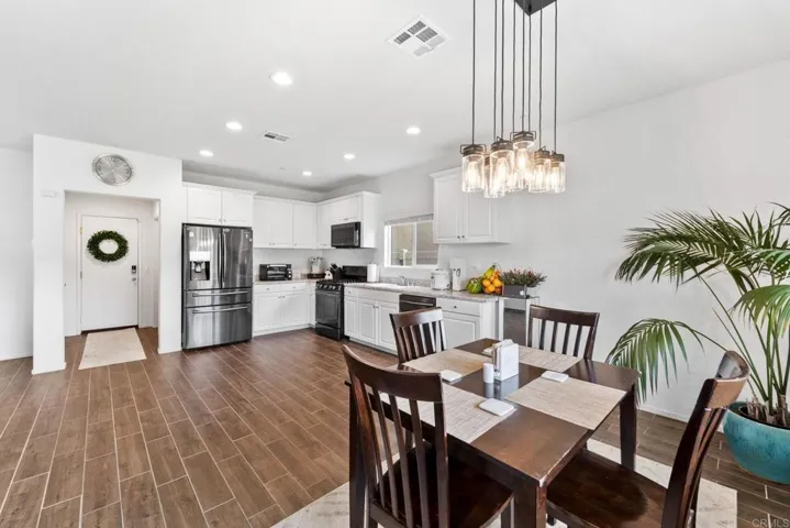 35118 Persano Place, Fallbrook, California 92028