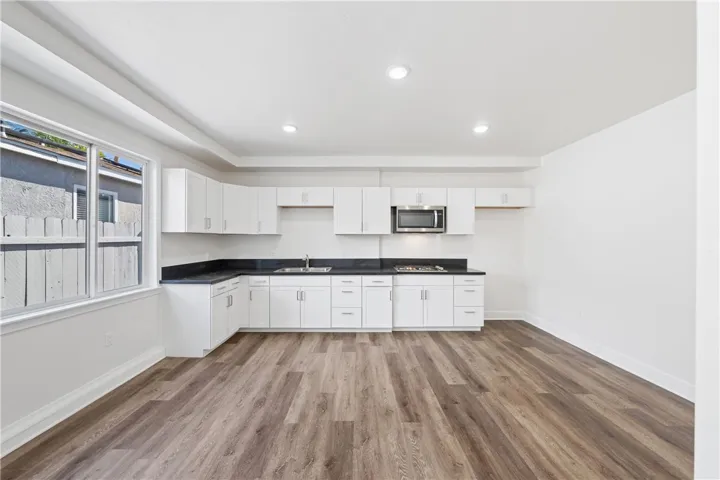 5206 La Paz Drive, San Diego, California 92114