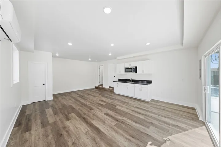 5206 La Paz Drive, San Diego, California 92114