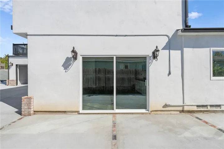 5206 La Paz Drive, San Diego, California 92114