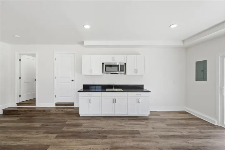 5206 La Paz Drive, San Diego, California 92114