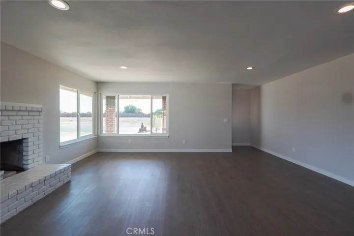 41311 E 156th Street E, Lancaster, California 93535