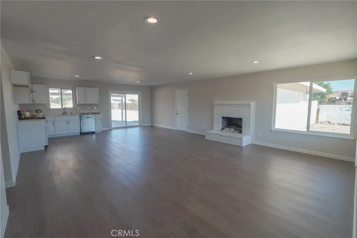 41311 E 156th Street E, Lancaster, California 93535