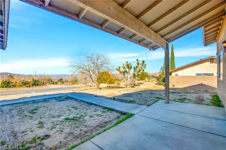 60955 Navajo Trail, Joshua Tree, California 92252