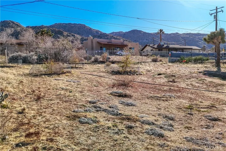 60955 Navajo Trail, Joshua Tree, California 92252