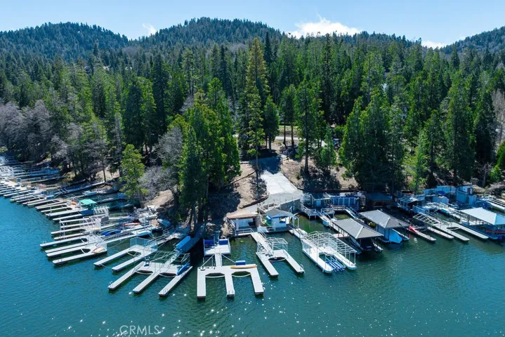 137 A Ln, Lake Arrowhead, California 92352