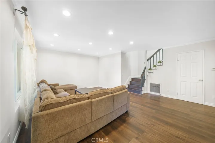 12244 Runnymede Street 2, North Hollywood, California 91605