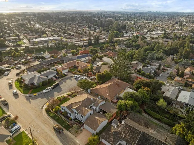 125 Rantoul Cir, San Leandro, California 94577