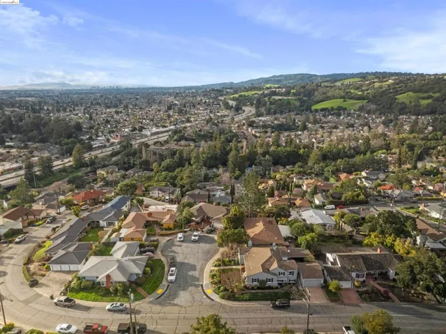 125 Rantoul Cir, San Leandro, California 94577