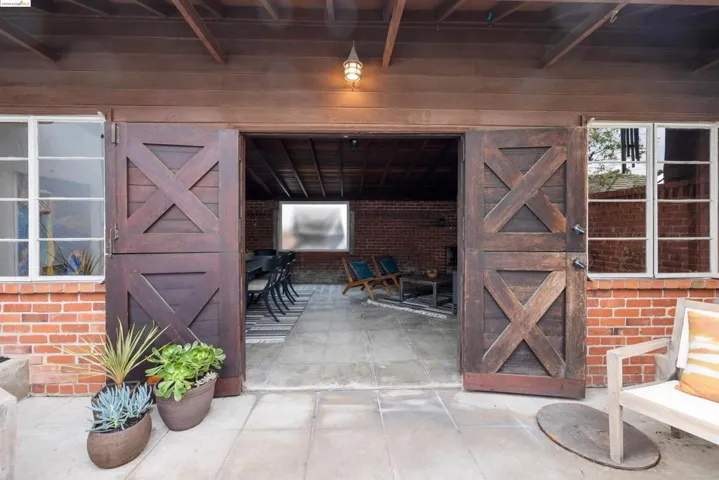 125 Rantoul Cir, San Leandro, California 94577