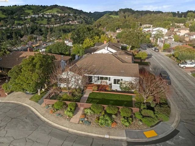 125 Rantoul Cir, San Leandro, California 94577