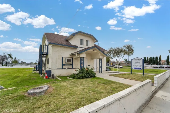 874 E Arrow Highway, Pomona, California 91767
