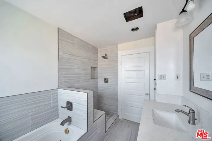 5326 Lemon Grove Avenue, Los Angeles, California 90038