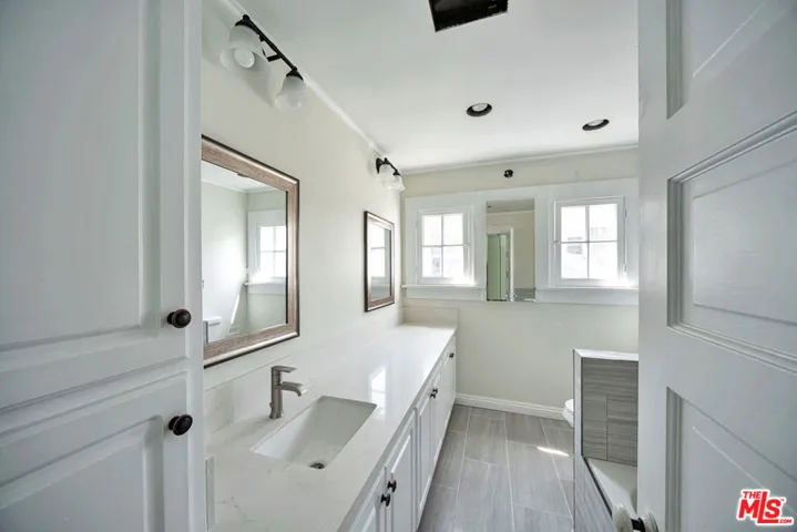 5326 Lemon Grove Avenue, Los Angeles, California 90038