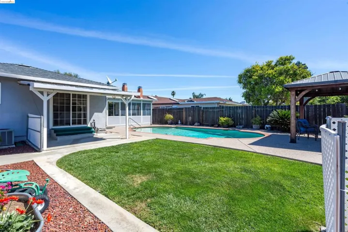 1513 Monterey Dr, Antioch, California 94509
