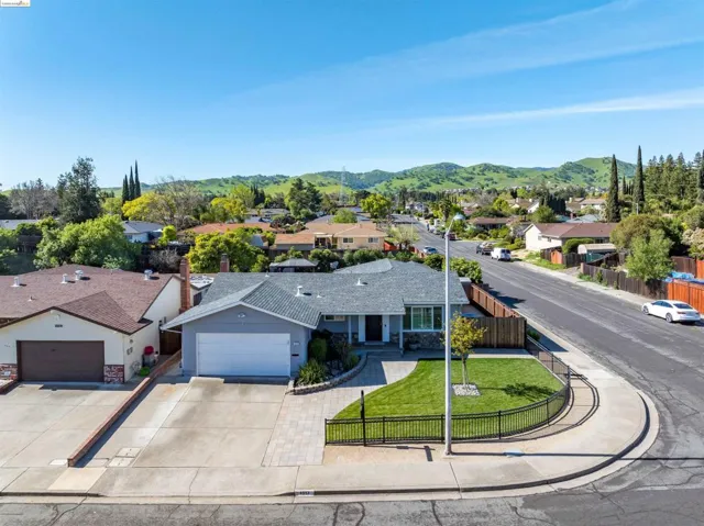 1513 Monterey Dr, Antioch, California 94509
