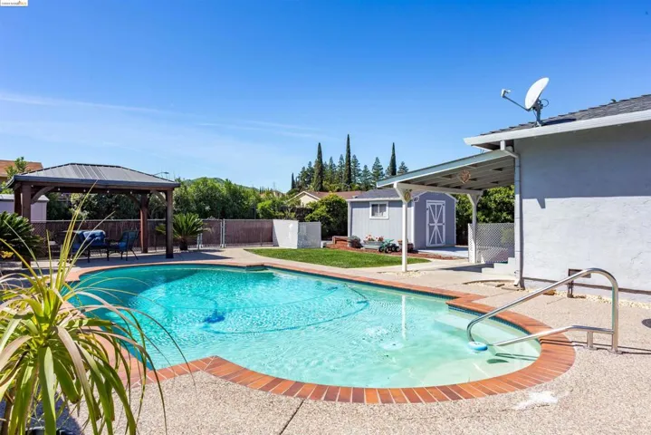 1513 Monterey Dr, Antioch, California 94509