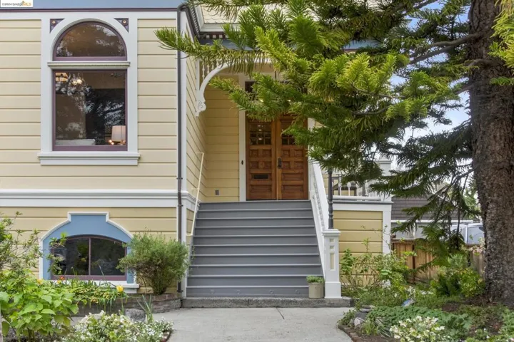 1834 San Jose Ave, Alameda, California 94501