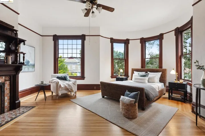 ROMANTIC PRIMARY SUITE