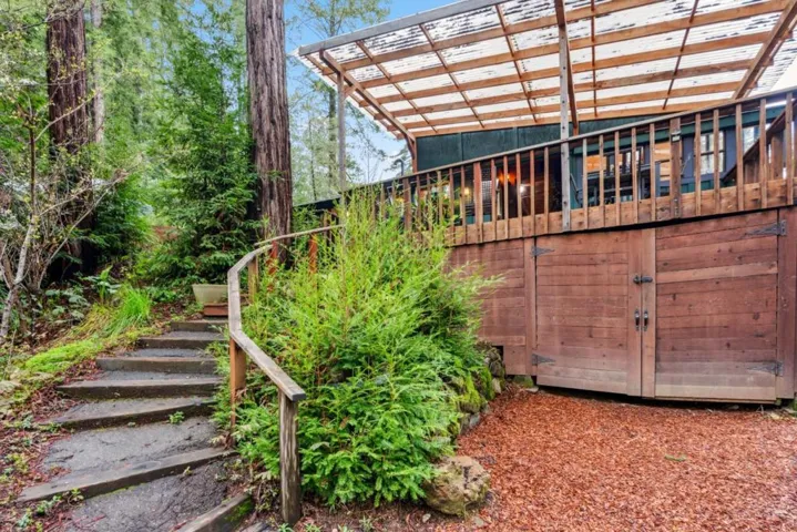 805 Fanning Grade, Ben Lomond, California 95005