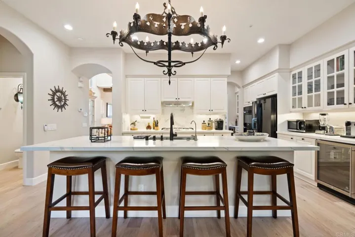 2721 Mackinnon Ranch Road, Cardiff By The Sea, California 92007
