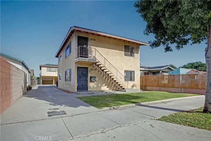 2813 Independence Avenue, South Gate, California 90280